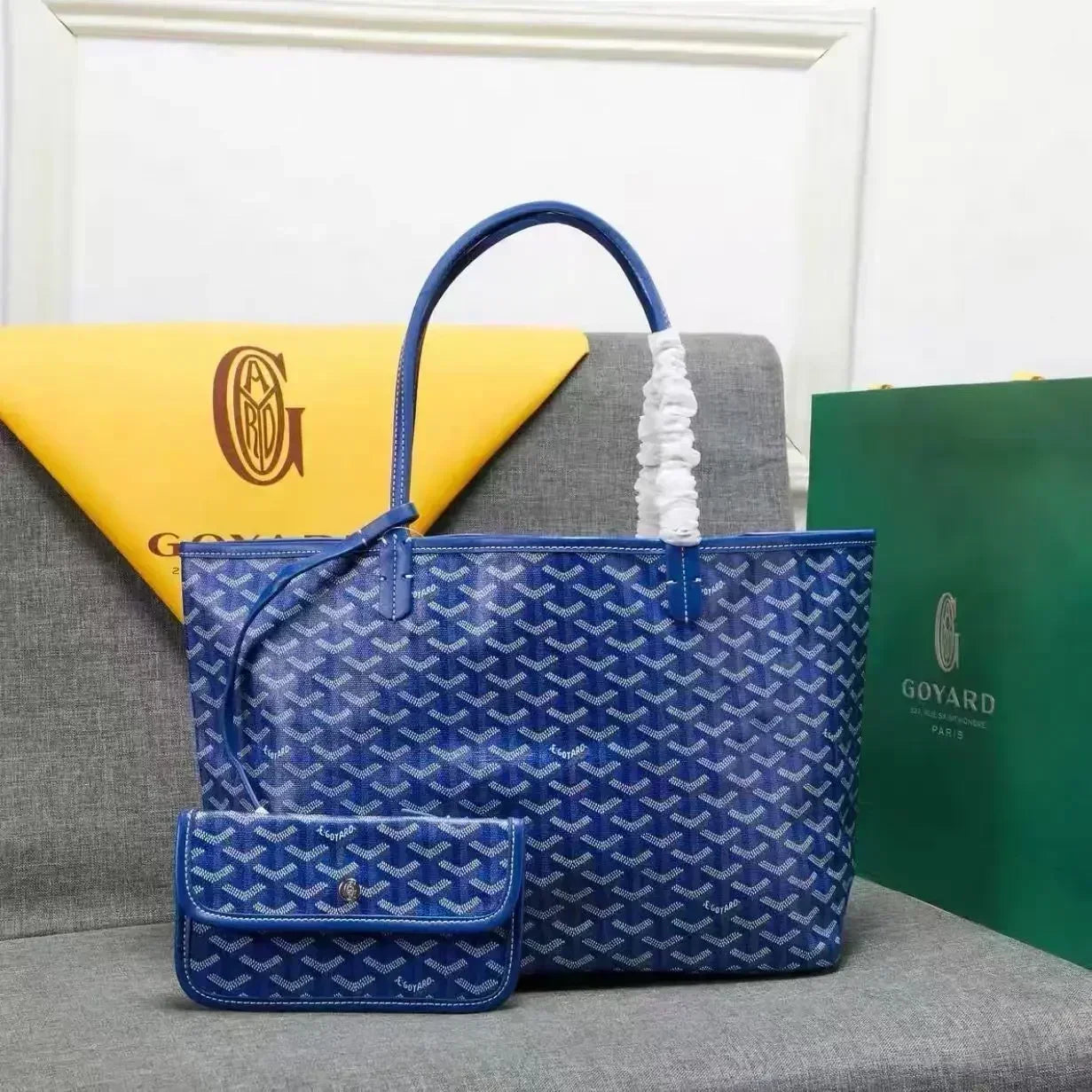 Goyard Shoulder Bags